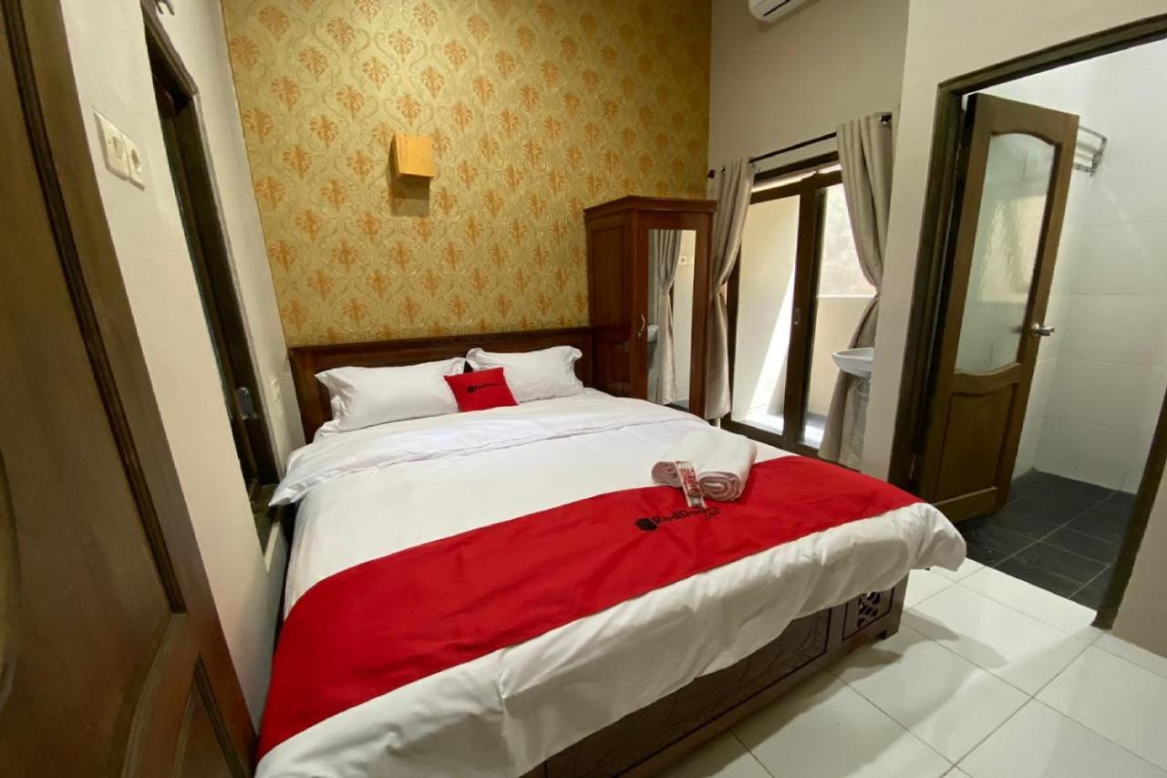 Reddoorz Near Mojokerto Train Station Hotel Exterior photo